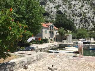 Дома для отпуска The Little House Gornji Orahovac Дом с 3 спальнями-74